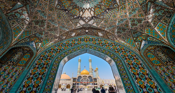  السلام على فاطمة المعصومة